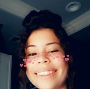 Meet your Posher, Karina